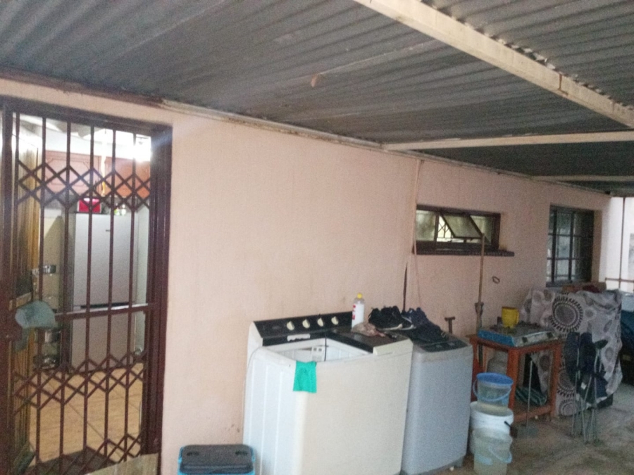 2 Bedroom Property for Sale in Mothutlung-A North West